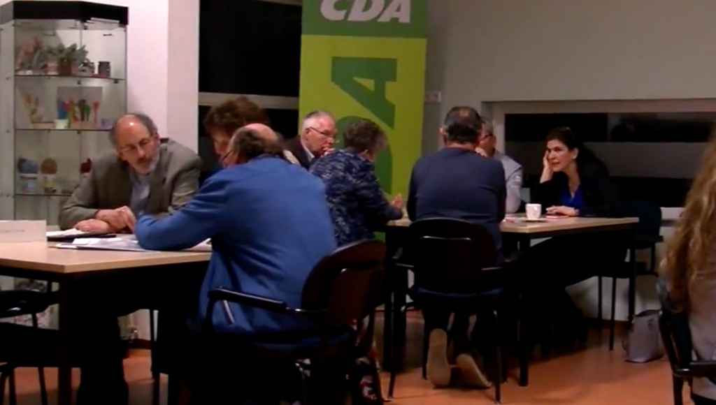 Eerste-politiek-debat-in-Hoogland-AmersfoortKiest